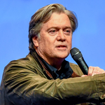 Vádat emeltek a volt Trump-tanácsadó Steve Bannon ellen