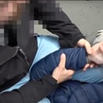 A Nyugati peronján csapott le a TEK egy antiszemita bűncselekménnyel gyanúsított német fegyverkereskedőre – videó
