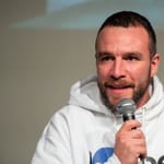 Molnár Áront perrel fenyegetik, mert kiparodizálta az ukrán EU-csatlakozás ellen ágáló Vasvári Vivient
