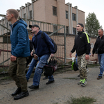 Hullanak a Szu vadászgépek, zajlik az orosz mozgósítás a seregbe és a népszavazásra is - a háború vasárnapi hírei