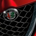 Meglepetés az olaszoktól? Jönne egy új Alfa Romeo