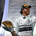 Lewis Hamilton tiltakozásból lett vegán