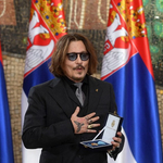 Johnny Depp kicsit belecsúszott a szerb választási kampányba