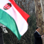 Orbán: A rezsicsökkentés nem fér el a Nemzeti dalban