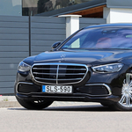 Osztályfőnök: teszten a teljesen új Mercedes S500 4Matic Lang