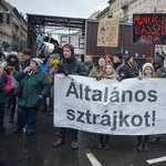 Egy bicskei cég dolgozói túlórázni akarnak és elutasítják a rabszolgatörvényezést