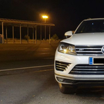 Szép példány ez a lopott VW Touareg R, amely fennakadt a határon