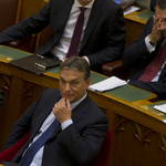 Orbán és Lázár titokban bankokkal találkozgat