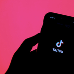 A Huawei után a TikTok lehet a következő áldozat: betiltja az USA, ha nem adja el a kínai tulajdonos