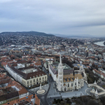 Feloldaná a Várnegyedben található műemléki lakások eladási tilalmát a kormány