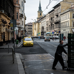 Lövöldöztek az éjszaka a budapesti bulinegyedben