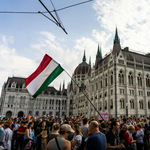 Jövő héten szavazhat a parlament a pedagógusstátusz-törvényről