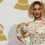 Beyoncé megint a semmiből jött elő egy új albummal