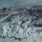 Ahogy még nem láthatta: videón a befagyott Niagara-vízesés