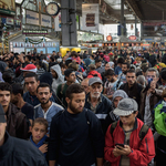 Egyre nehezebb bírnak a menekültáradattal Münchenben