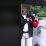 Ázni hagyta feleségét Donald Trump Floridában – videó