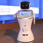 A Jetson család Rosey-jára emlékeztető robot zavarta meg egy török miniszter beszédét – videó