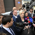 Le Monde: Marine Le Pen lemond