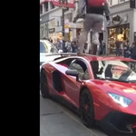 Videó: Lamborghinit rongál egy férfi, amíg el nem kapják