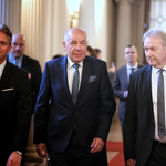 Pengeváltás az Akadémia ünnepi közgyűlésén: Freund odaszúrt, Hankó visszavágott