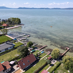 Komolyabb útfejlesztés indul a Balaton északi partján, csökkenhetnek a dugók