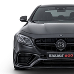 Így gyorsít bőven 300 km/h fölé egy 800 lóerős Brabus Mercedes – videó