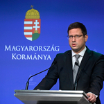 Gulyás Gergely kormányinfót tartott, az EU-csúcson közben megszületett a megállapodás 