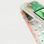 Megjelent az anti-okostelefon: „unalmas” mobilt adott ki a Heineken és a Nokia készülékek gyártója