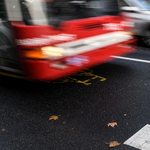 Több millió forint bírságot szabtak ki a buszsávon hajtó autósokra tavaly Budapesten