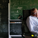 Stephen Hawking: megsemmisítheti magát az emberiség a technológiával, de egy világkormány segíthet