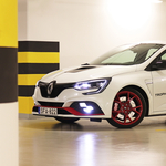 30 millió forint egy Renault-ért? Meghajtottuk a Megane R.S. Trophy-R-t