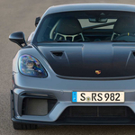 Zéró villany, maximális vezetési élmény: itt az új Porsche 718 Cayman GT4 RS