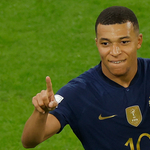 Mbappé tarthatatlan volt, a címvédő a legjobb nyolc között Katarban