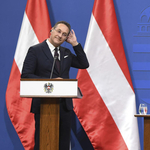 Strache-botrány: Orbán új szövetségesein ott a hazaárulás bélyege