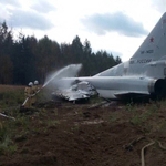 Videón a repülőbaleset: látták, hogy baj van, de már nem tudott időben megállni egy orosz bombázó