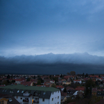 Minden előjel nélkül lecsaphat egy hidegfront a Balatonra vasárnap