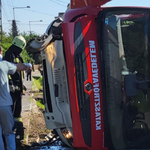 Defekt miatt felborult egy tűzoltóautó Borsodban