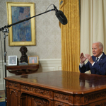 Joe Biden nem nyerhet, üzeni az elnöknek az őt ejtő Hollywood