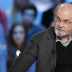 „Ez a bármi megtörténhet kora” – mintha saját sorsát jósolta volna meg Salman Rushdie