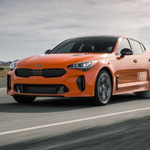 Itt az új Kia Stinger GTS, amivel könnyű a gumiégetés