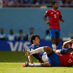 Egy védő góljával maradt életben Costa Rica továbbjutási álma