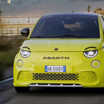 Itt az első elektromos Abarth, egy 155 lóerős apróság