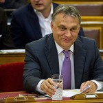 Három hét múlva értékeli minisztereit Orbán