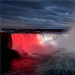 Magyar nemzeti színekbe borult a Niagara-vízesés