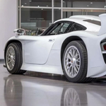 Nagyjából a nem létező kategória egy ilyen Porsche GT1 Strassenversion