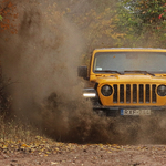 Nem divatterepjáró, hanem dzsip: teszten a legkeményebb Jeep Wrangler Rubicon