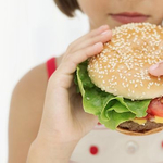 Hamarosan haraphatjuk az őssejtből fejlesztett hamburgert?