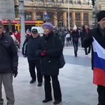 Mi hazánkos politikus fogta az orosz zászlót a Munkáspárt tüntetésén