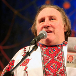 Depardieu villámlátogatás keretében bíróság elé áll