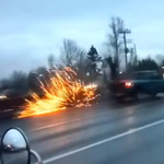 Balesetet okozott a pickup sofőrje, és még neki állt feljebb – videó